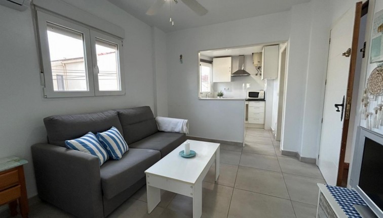 Jälleenmyynti - Yksiö - Torrevieja - Acequion