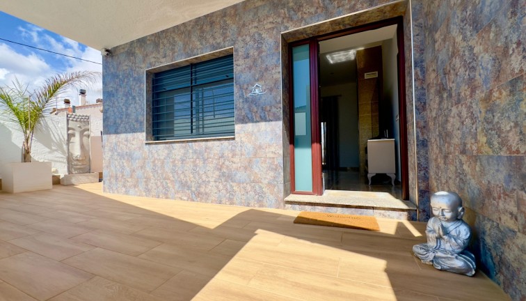 Reventa - Chalet - Pilar de la Horadada - TORRE DE LA HORADADA