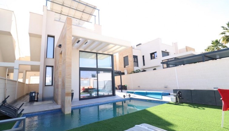 Jälleenmyynti - Erillistalo - Orihuela Costa - Lomas de Cabo Roig