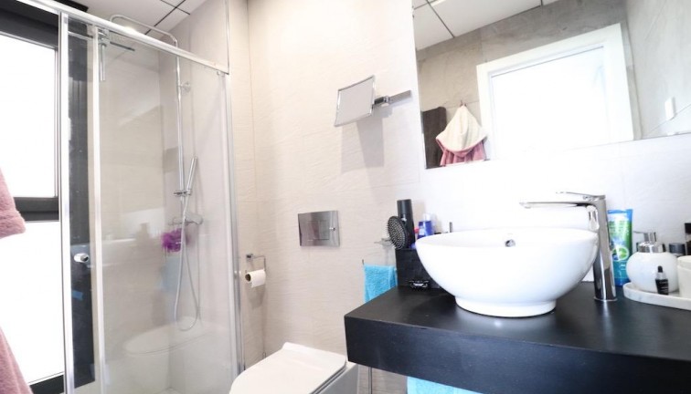 Jälleenmyynti - Erillistalo - Orihuela Costa - Lomas de Cabo Roig