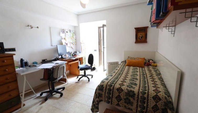 Reventa - Apartamento dúplex - Cabo Roig - Cala Capitan