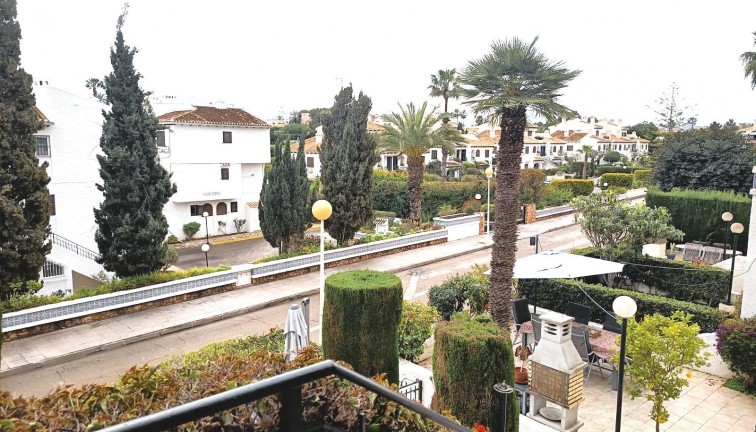 Reventa - Apartamento dúplex - Cabo Roig - Cala Capitan