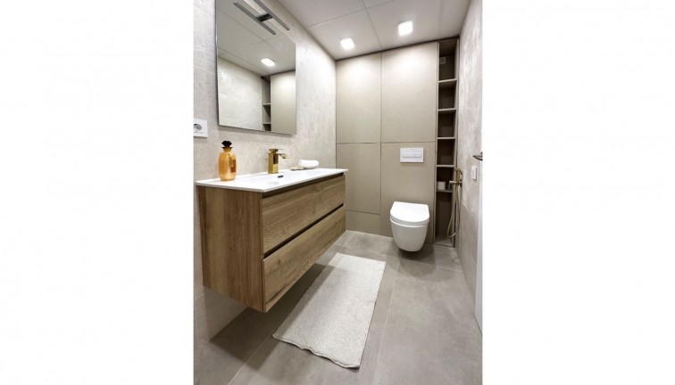 Reventa - Apartamento / piso - Torrevieja