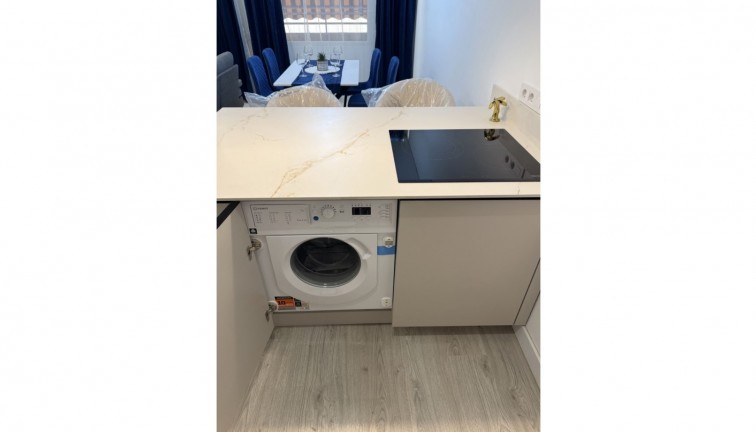 Reventa - Apartamento / piso - Torrevieja