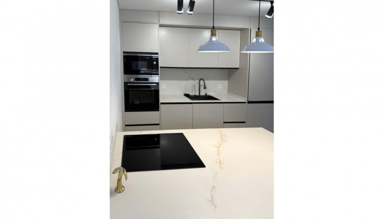 Reventa - Apartamento / piso - Torrevieja