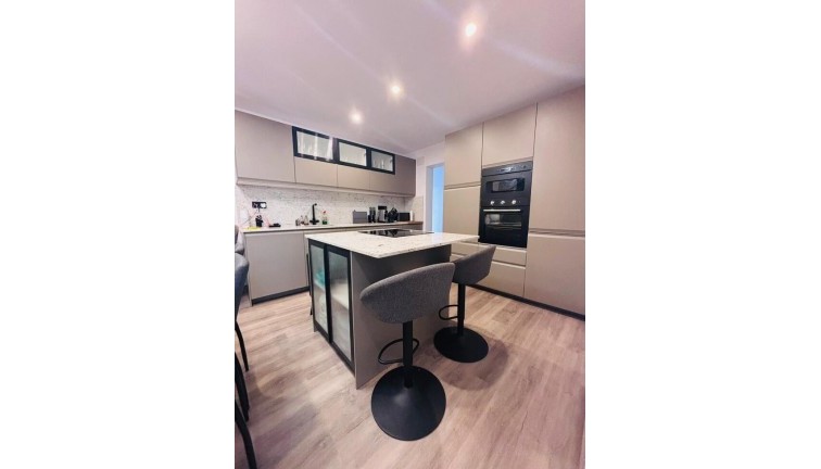 Reventa - Casa adosada - San Miguel de Salinas