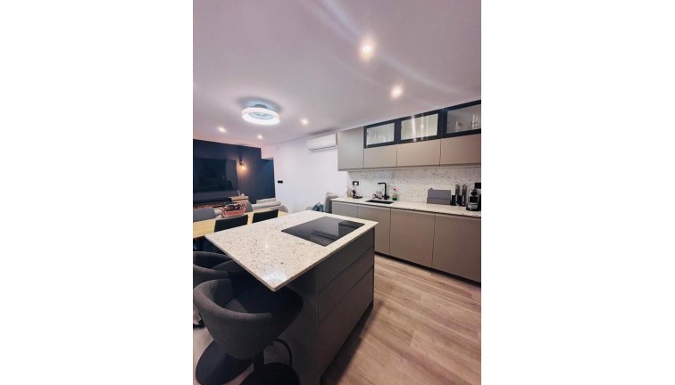 Reventa - Casa adosada - San Miguel de Salinas