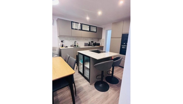 Reventa - Casa adosada - San Miguel de Salinas