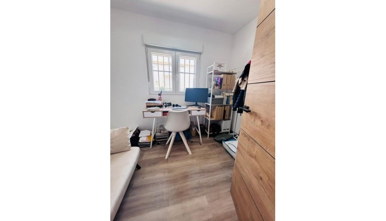 Reventa - Casa adosada - San Miguel de Salinas