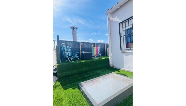 Reventa - Casa adosada - San Miguel de Salinas