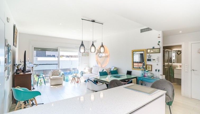 Resale - Chalet - Pilar de la Horadada