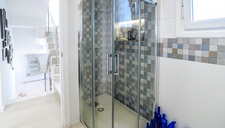 Resale - Chalet - Pilar de la Horadada