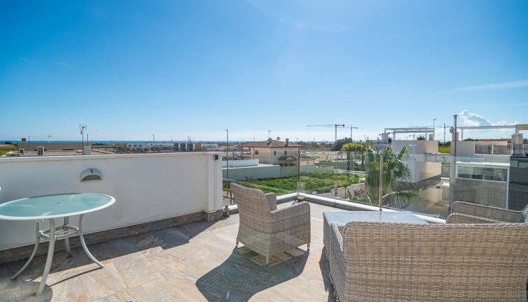 Resale - Chalet - Pilar de la Horadada