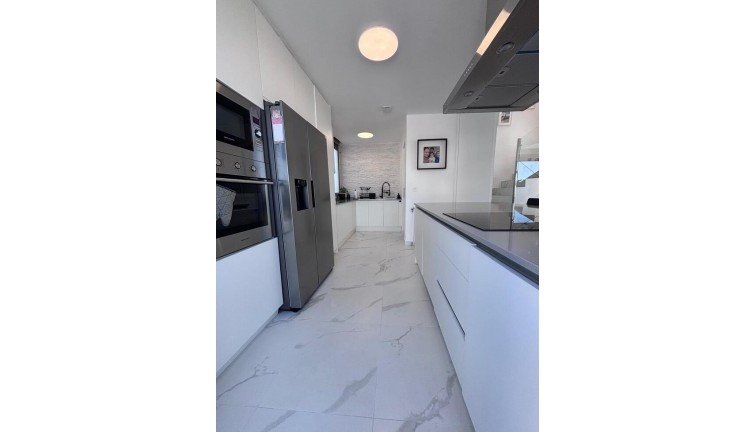 Resale - Chalet - Villamartín