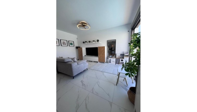 Resale - Chalet - Villamartín