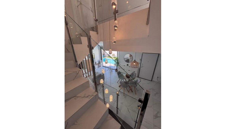 Resale - Chalet - Villamartín