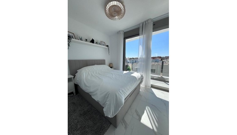 Resale - Chalet - Villamartín