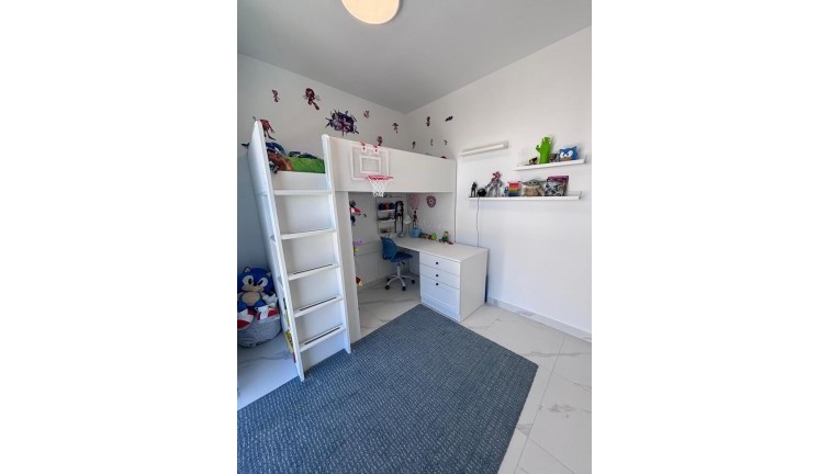 Resale - Chalet - Villamartín