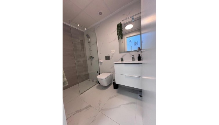 Resale - Chalet - Villamartín