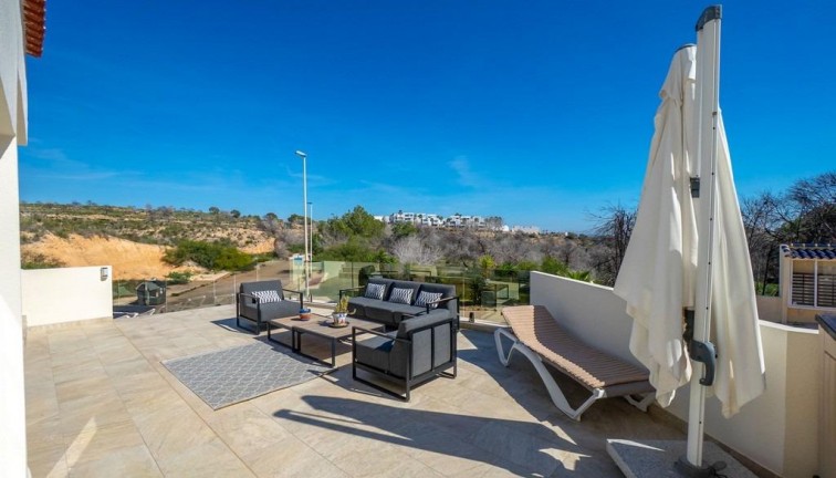 Resale - Chalet - Orihuela Costa - Las Ramblas