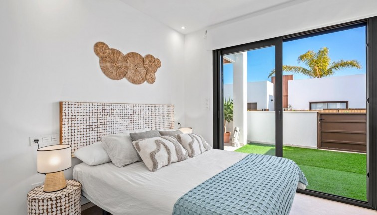 Uudistuotanto - Asunto - Los Alcazares - Serena Golf