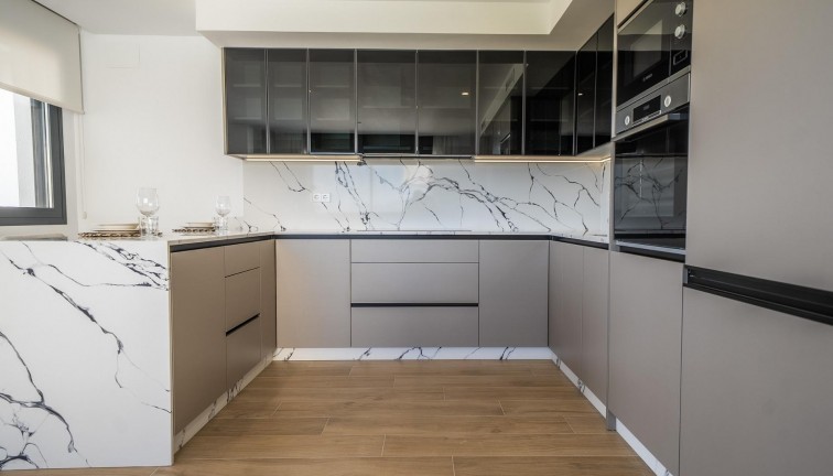 Uudistuotanto - Erillistalo - Algorfa - La Finca Golf