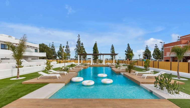 Obra nueva - Chalet - Los Alcazares