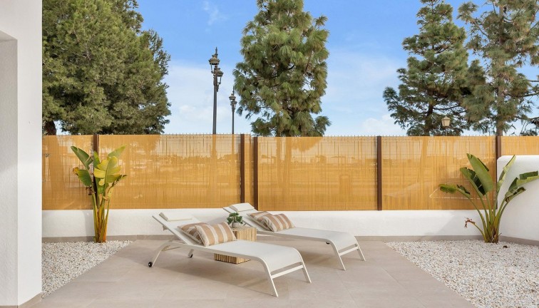 Obra nueva - Chalet - Los Alcazares