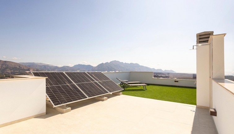 Uudistuotanto - Erillistalo - Polop - Polop Hills