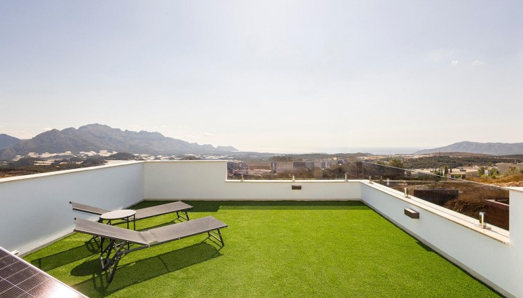 Uudistuotanto - Erillistalo - Polop - Polop Hills