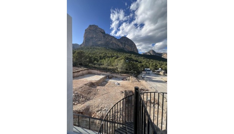 Obra nueva - Chalet - Polop