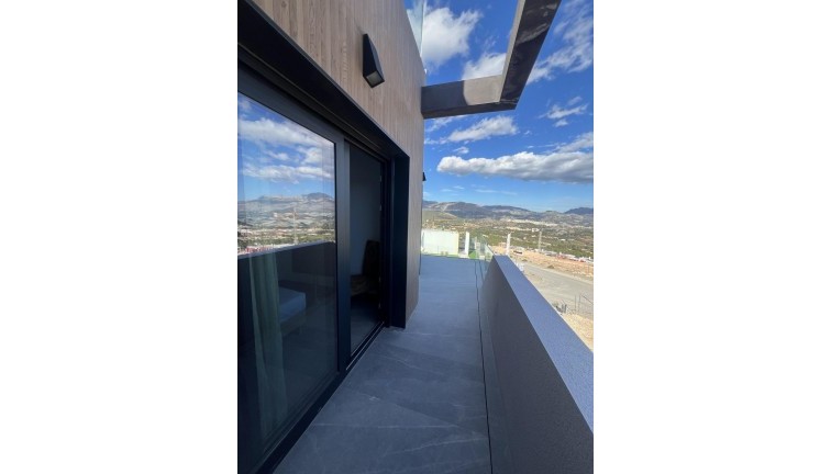 Obra nueva - Chalet - Polop