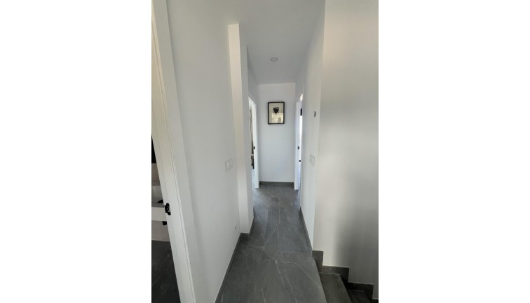 Obra nueva - Chalet - Polop