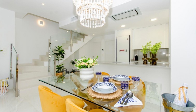 Uudistuotanto - Erillistalo - Orihuela - Vistabella Golf