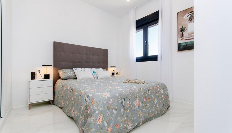 Uudistuotanto - Erillistalo - Orihuela - Vistabella Golf