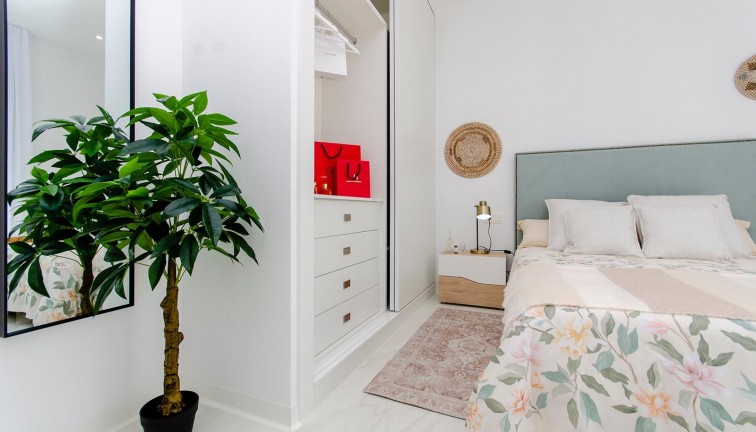 Uudistuotanto - Erillistalo - Orihuela - Vistabella Golf