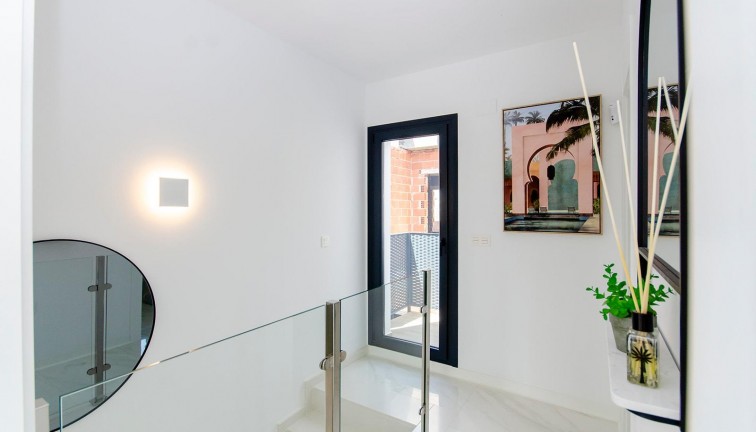 Uudistuotanto - Erillistalo - Orihuela - Vistabella Golf