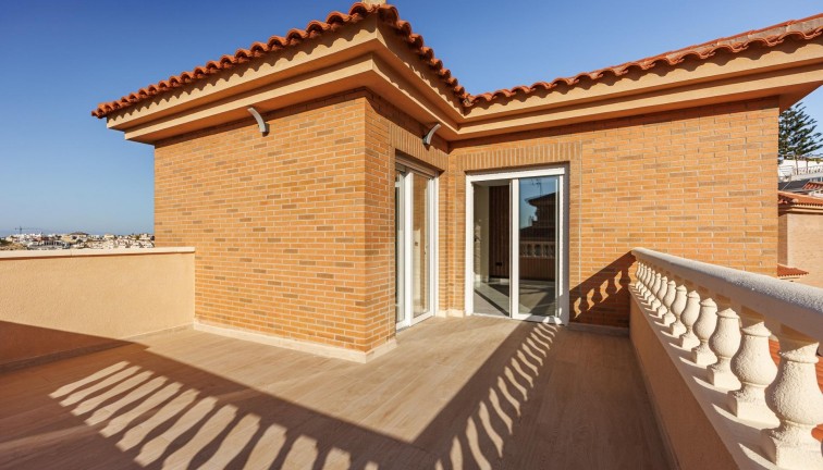 Uudistuotanto - Erillistalo - Rojales - Ciudad Quesada