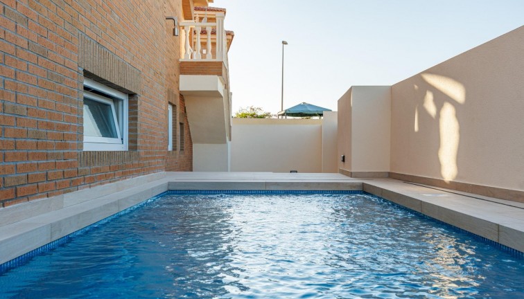 Uudistuotanto - Erillistalo - Rojales - Ciudad Quesada