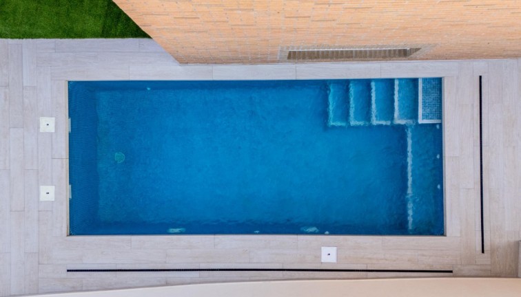 Uudistuotanto - Erillistalo - Rojales - Ciudad Quesada