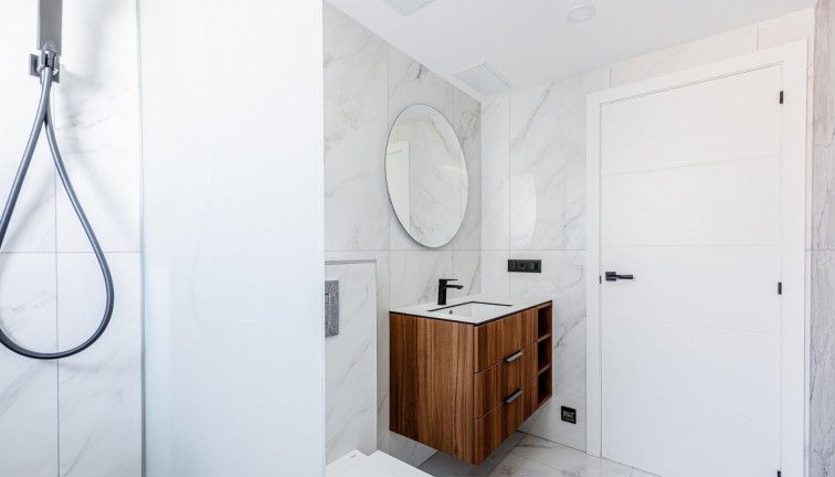 Uudistuotanto - Erillistalo - Rojales - Ciudad Quesada