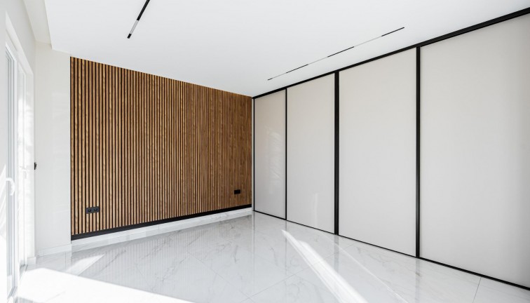 Uudistuotanto - Erillistalo - Rojales - Ciudad Quesada