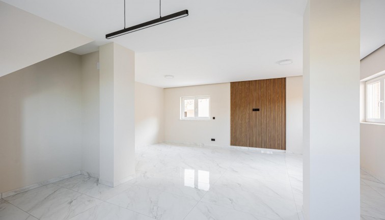 Uudistuotanto - Erillistalo - Rojales - Ciudad Quesada