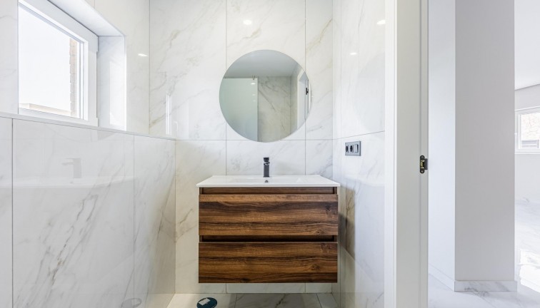 Uudistuotanto - Erillistalo - Rojales - Ciudad Quesada