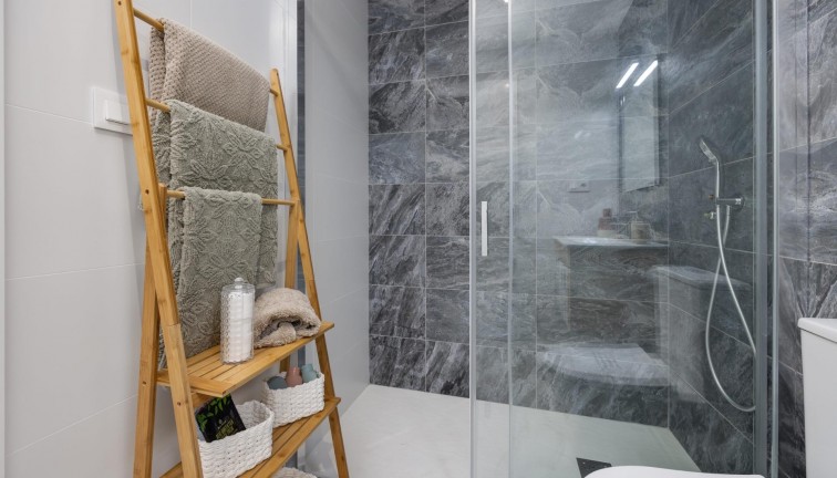 Nybyggen - Lägenhet - San Miguel de Salinas