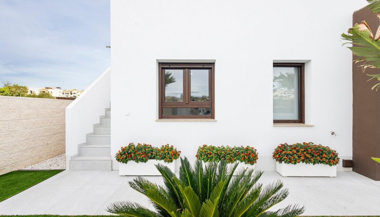 Uudistuotanto - Erillistalo - Orihuela - Vistabella Golf