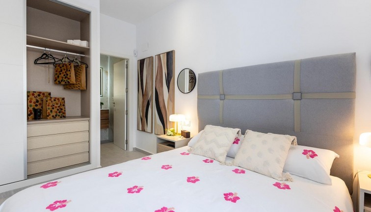 Uudistuotanto - Erillistalo - Orihuela - Vistabella Golf