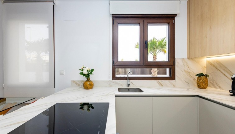 Uudistuotanto - Erillistalo - Orihuela - Vistabella Golf