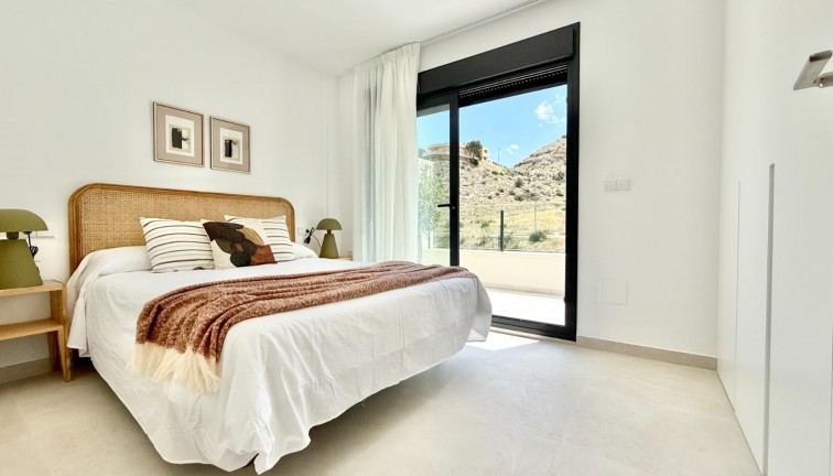 Obra nueva - Casa adosada - Cox