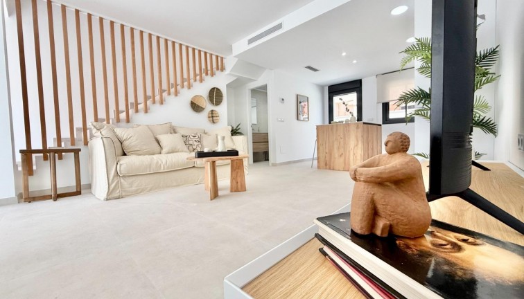 Obra nueva - Casa adosada - Cox